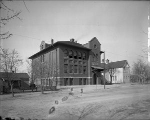 Bromwell School as it appeared in the 1930s. Image courtesy Stephen H. Hart Library & Research Center, History Colorado